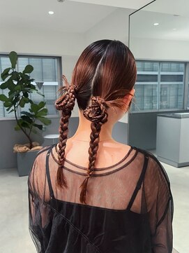 エイゾー 銀座(EIZO) ツインポニー / お呼ばれヘア