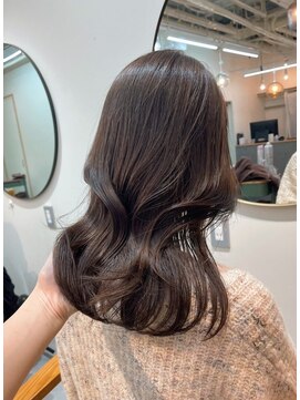 ロウバイレボ 柏(lou by revo) ミディアム/韓国風/レイヤーカット/顔回りカット/柏駅