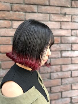 コニ(Coni) ボブ×裾カラーレッド