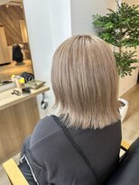 アーサス バイ ヘッドライト 本八幡店(ursus by HEADLIGHT) ミルクティーカラー