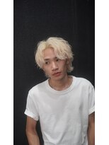 カットワークススリックバイフェローズ(CUT WORKS SLICK by fellows) ブロンドセンターパート