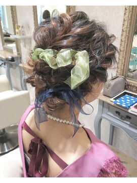 ラ ブランシュ 大宮(La Blanche) 【LaBlanche 大宮 吉野秀樹】リボンがかわいいヘアアレンジ☆