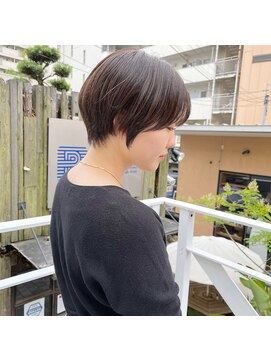 ミント(mint) マッシュショート/耳かけショート/束感ショート