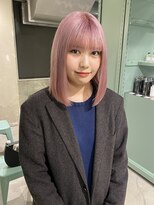 ロジ(loji)&nbsp;ペールピンク×ミディアムボブ