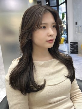 シティ(CITY) くびれヘア　レイヤーカット　ブラウンカラー