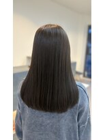 ドットエフ(.f)&nbsp;マットアッシュ/ミディアムロング/寒色カラー