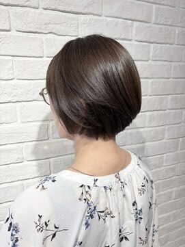 ヘア スパ ビューティー エールフォルム(HAIR SPA BEAUTY YELLFORME) 丸みショートボブ