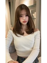 リッカ(LICCA)&nbsp;(licca内堀) ゆるく巻いても可愛い♪トレンドレイヤーカット