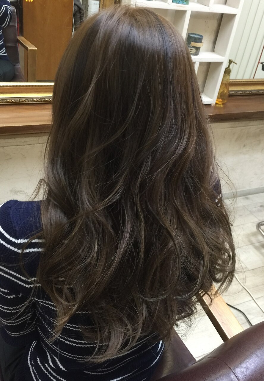 イルミナカラー×ローライト：L002572404｜ファシオ ヘア