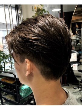 ヘアーメイク アドックス(HAIR MAKE ADOX) ツーブロック