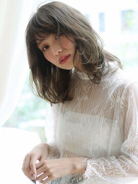 マイラ 銀座(myla) 大人可愛い透け感カーキグレージュ小顔ひし形レイヤー20代30代