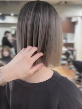 サイン 表参道(SIGN) グレージュカラー/ベージュカラー/ハイライト/白髪ぼかし/表参道