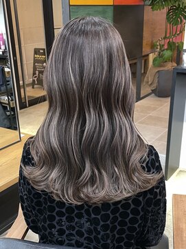 モアナ バイ ラナ(MoanA BY LANA) グレージュ/ハイライト_オーホリ012