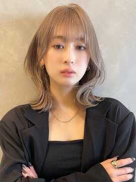 トルネード(TORNADO) 韓国風へア 似合わせカット くびれへア ブロンドヘアM1207