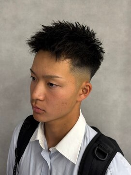 ソアー 新大阪(SOAR) メンズ爽やかアップバングツーブロックビジネスヘア【新大阪】