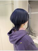 ネイビーカラーで大人可愛いスタイル