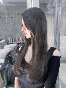 フィヴェント(Fivent) 黒髪韓国小顔レイヤーイメチェン暗めオリーブグレークラゲヘアー