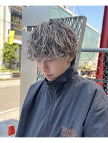 レタッチ バイ フィフス 天神大名(RETOUCH by fifth)&nbsp;福岡天神ツイストスパイラルパーマフェザーマッシュ波巻きパーマ