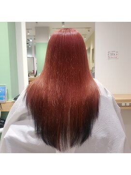 エストカラー 浦和美園(est calla) ブリーチありデザインカラー／インナーカラー／赤×黒