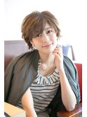 30代40代 スタイリングが簡単な小顔ショート