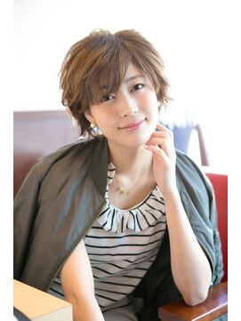 ウェイク ヘアー メイク(wake hair make) 30代40代 スタイリングが簡単な小顔ショート