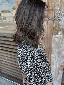 バンビ プライベート サロン(Bambi private salon) レイヤーミディアム*コントラストハイライト*  Bambi  丸山健介
