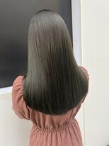 エクボ(ekubo.) 髪質改善/オリーブグレージュ/ロング/透明感カラー/銀座