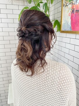 リール(THE RIRE.) ＊THE  RIRE.  ハーフアップアレンジ＊