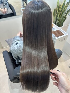 エミュスト(Emuest) 【松葉】髪質改善/髪質改善トリートメント/髪質改善