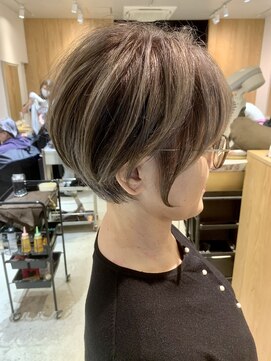 トリート 海浜幕張店(TREAT) 立体感ショート_海浜幕張