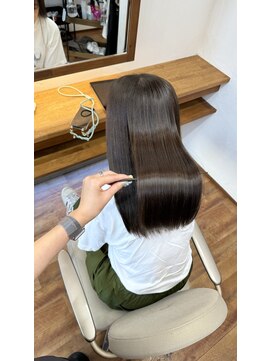 キヌ(kinu) オリーブグレージュ