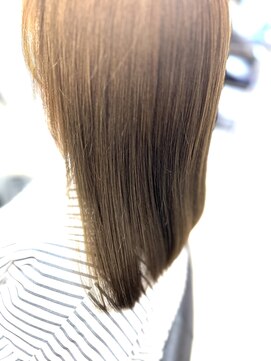 バンビ 大矢野店( Bambi) 艶ボブ