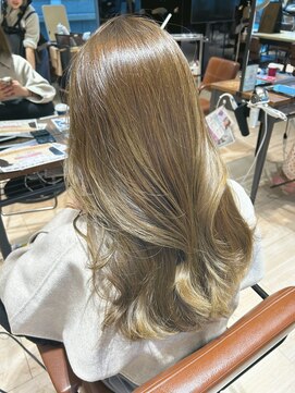 アフロート ギンザ(AFLOAT GINZA) 骨格補正×くびれロング×艶感×レイヤーカット×似合わせカット