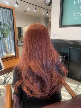 ルナバイルヴェール(LUNA by LeVert) ラズベリーピンクカラー／ロングレイヤー／チェリーレッド