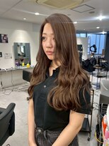 キング 高槻(K!ng) ハイライトカラーミルクティーベージュレイヤーカット