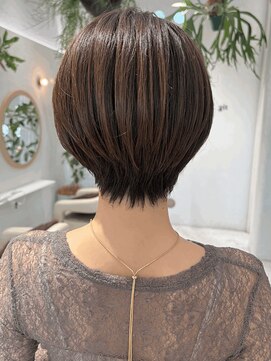 レジット 海老名(Legit) 20代30代40代大人ショートSHURI似合わせカット