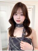 ・ミルクティーブロンドダークブルーワンホンレイヤーウルフ
