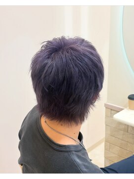 ミュミュ(mu-mu) パープルカラー似合わせカット