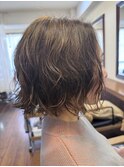オリーブベージュ×ニュアンスパーマ