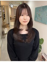 クイ(quii)&nbsp;韓国風くびれレイヤー×艶ブラウン