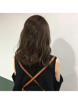 サングース(Sungoose) <Sungoose>小顔カットネイビーカラーブランジュ