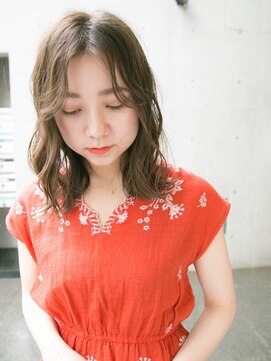 ルティア 池袋(Lutia) センターパート　外人風パーマ