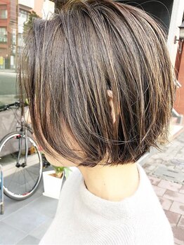 ファム ヘアーデザイン(fam hair design)の写真/＜透明感のある色味で可愛いを演出＞人気のアッシュやダークカラーも♪新たな髪色で可愛いの常識を変える！