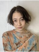 やわらかい抜け感がカギ!グラショート