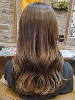 エミュー ラ ピエス(emu la piece)&nbsp;ナチュラルベージュ/ハイライトカラー/波巻き/外国人風カラー