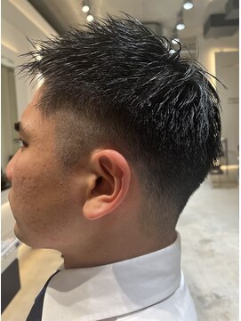 ヘア デザイン リスク(HAIR DESIGN RISK) 【RISK 飛澤広偉】20代 30代フェードカット バーバースタイル