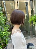 ぱつっとボブ × 柔らかシルバーブラウン