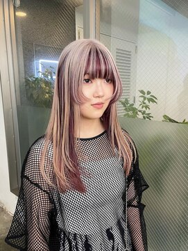 レコ 渋谷(LECO) ベージュとカシスピンクのデザインカラー