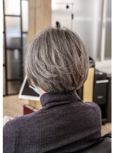 151e ヘアーデザイナーアンドヘアードクター(151e Hair designer&Hair doctor) ノンジアミンカラーで作るナチュラル白髪ぼかしカラー