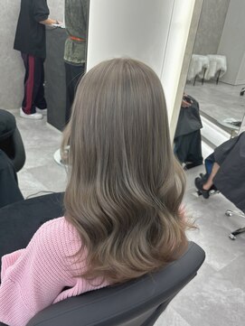 アルドーレ(Ardore) ブリーチ2回/ミルクティーグレージュ【小山田繭】